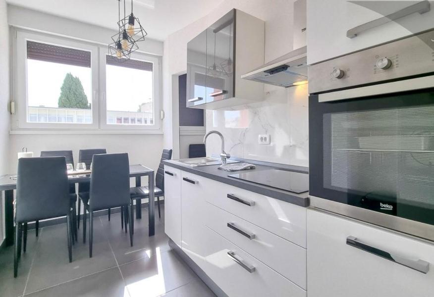 Bella Apartment Umag Buitenkant foto